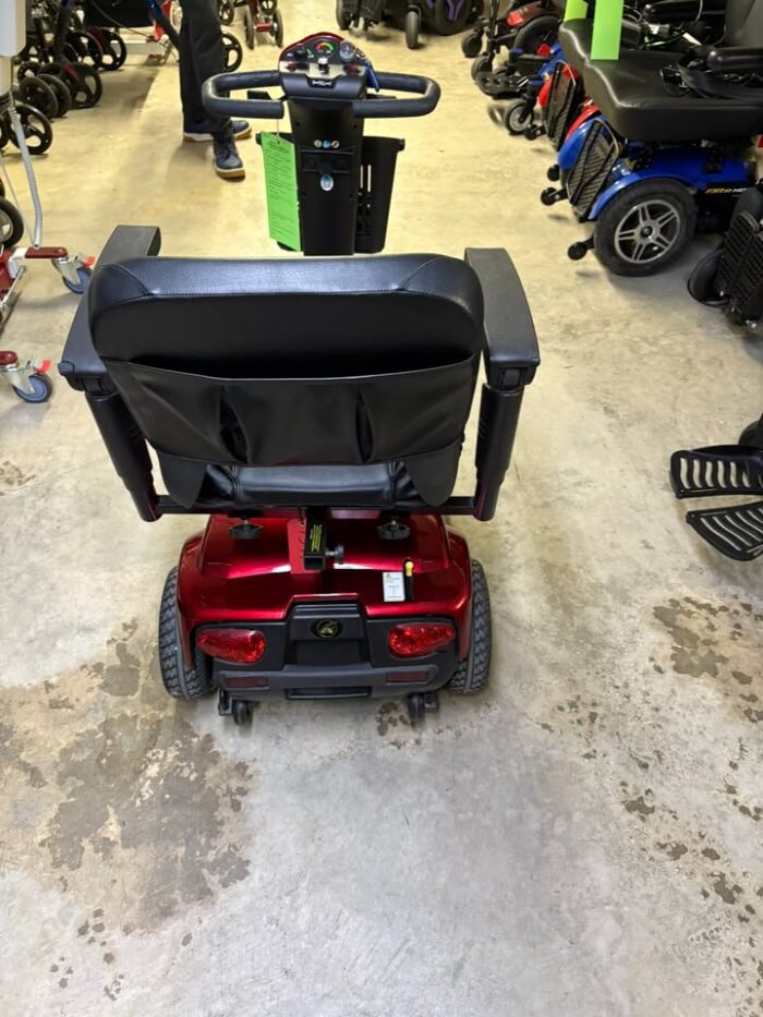 Used - Golden 3 Wheel Scooter - Image 3